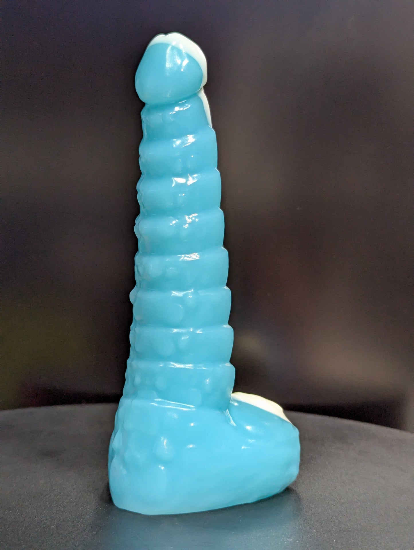 6" Plated Ridgeback - Shark Gummy - Medium (Shore 00-50) Firmness