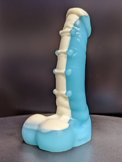 6" Taur - Shark Gummy - Medium (Shore 00-50) Firmness